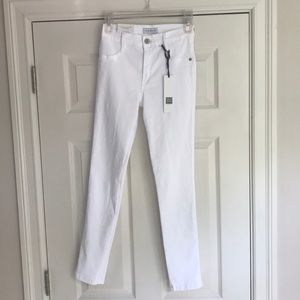 James Jeans Twiggy NEW